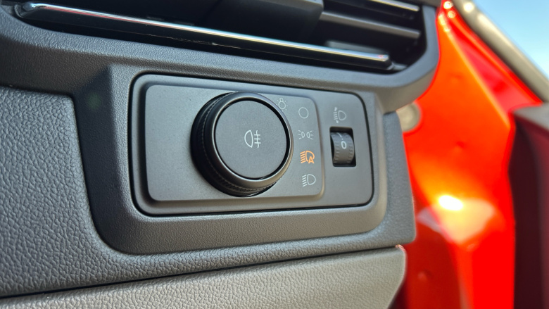 Ford Transit Custom 280 L1 Diesel Fwd 2.0 EcoBlue 136ps H1 Van Limited